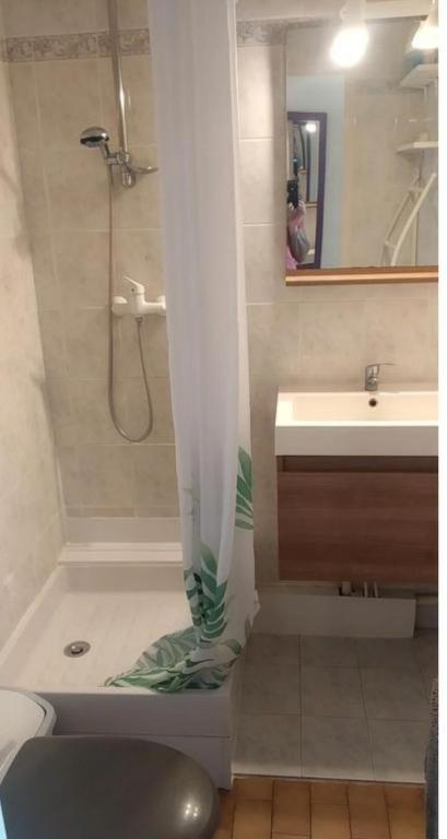 Appartement T2 Avec Piscine, Proche De La Plage Et Du Port Gruissan Exteriér fotografie